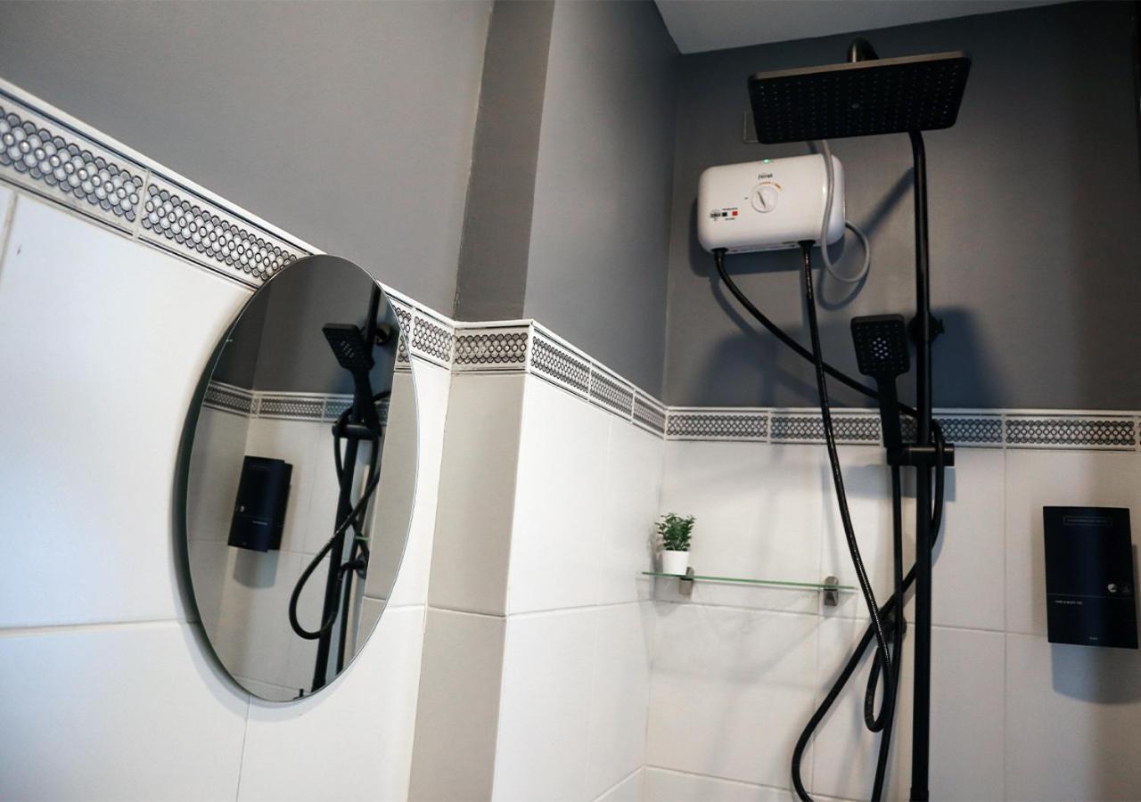Mystay Hotel Bgc West Makati City Екстер'єр фото