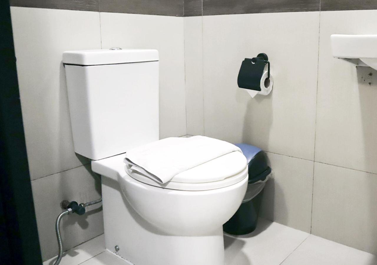 Mystay Hotel Bgc West Makati City Екстер'єр фото